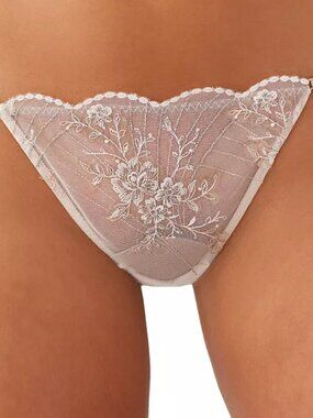 NWT Wacoal 847314 Women's Midnight Soiree G-string Panty Champagne Large